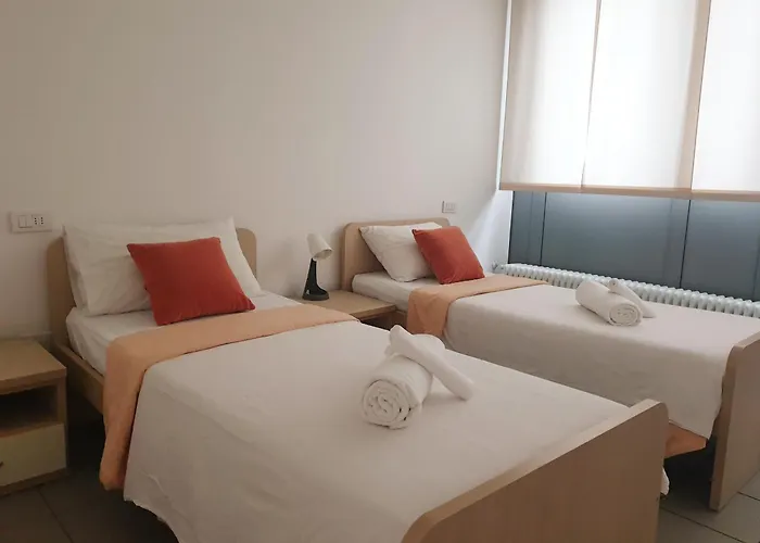 Per Adulti, Only Adults Apartamento