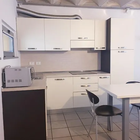 Casa Ideale 4 * Lecco